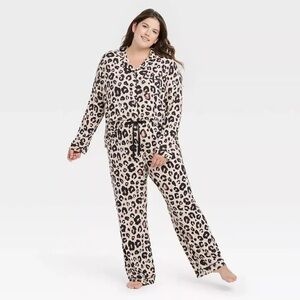 Stars Above Animal Print PJ set New with tags! Womens Pyjamas medium